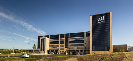 Nuevos edificios de producción de Joh. Johannson Kaffe con los estándares de una casa pasiva.